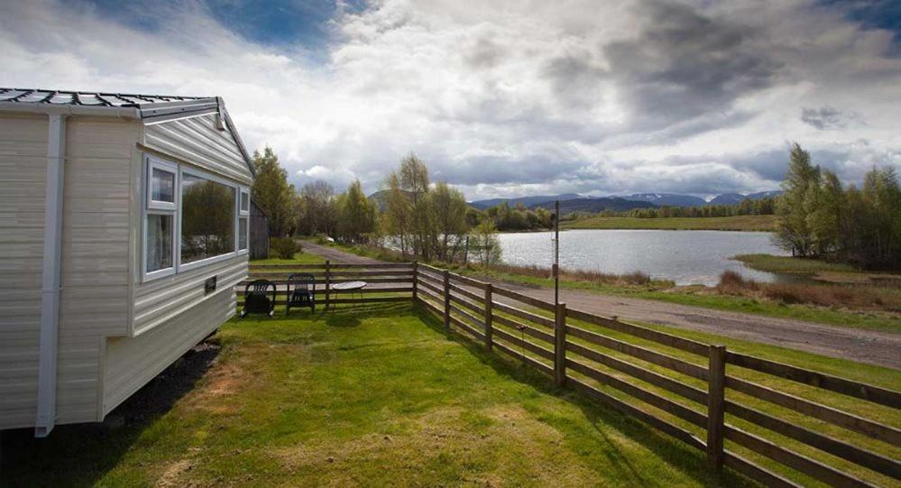 The Hide Near Aviemore Exterior foto